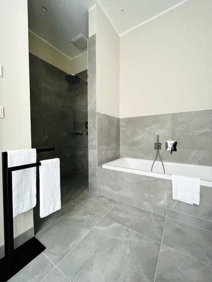 Luxury Home / 3-Raum-Suite An Der Frauenkirche / 6 Drezda Kültér fotó